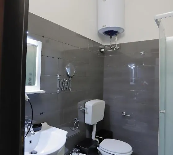 Le Tre Isole Couette-café 4*